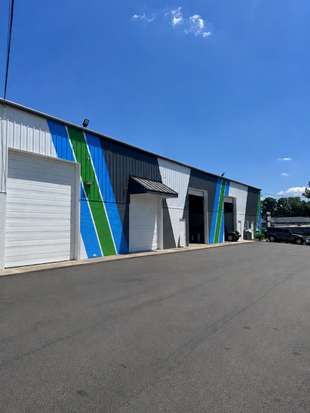 Primary Photo Of 6275 Highway 85, Riverdale Unknown For Lease