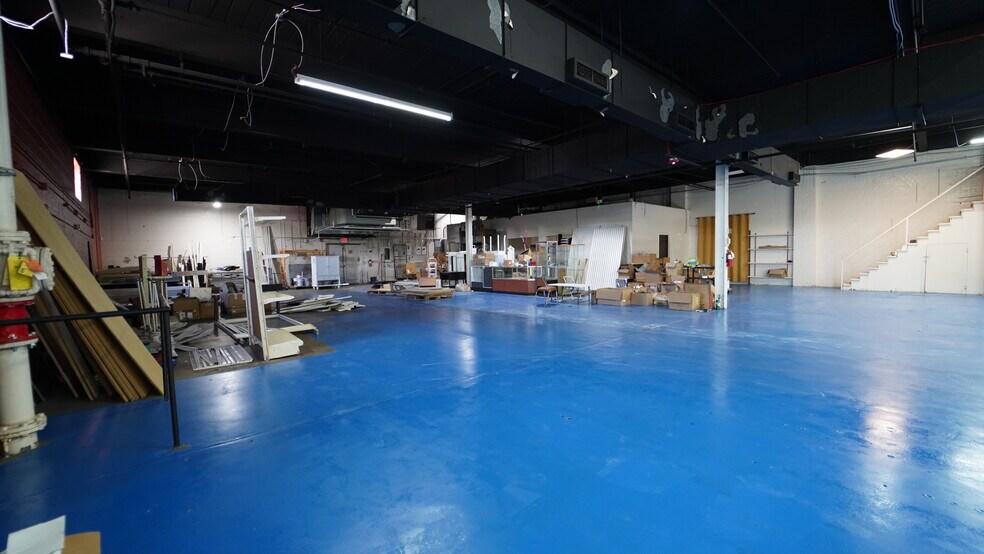 More Photos Of 384 Church St, Concord Flex For Lease