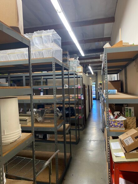 More Photos Of 2395 Monument Blvd, Concord Showroom For Sale
