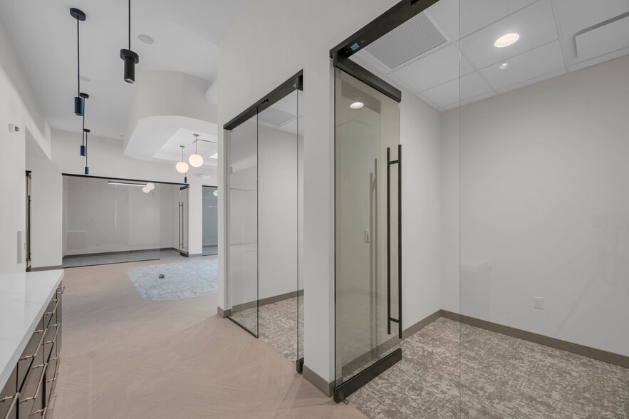 More Photos Of 4415 Marburg Ave, Cincinnati Office For Lease