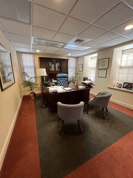 More Photos Of 1273 Lancaster Ave, Berwyn Office For Sale