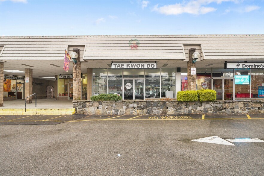 Primary Photo Of 1853-1877 Commerce St, Yorktown Heights Storefront For Lease