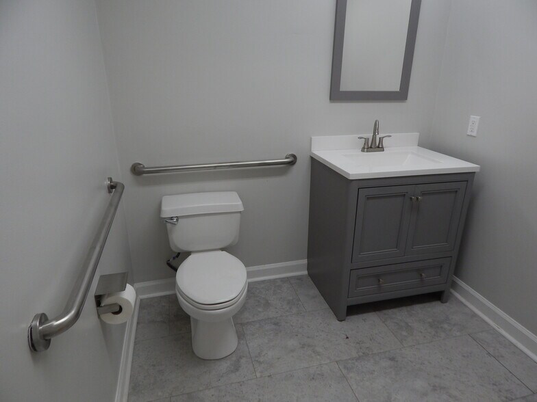 More Photos Of 4922 Lavista Rd, Tucker General Retail For Lease