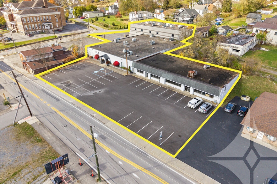 More Photos Of 501 Locust Ave, Fairmont Freestanding For Sale