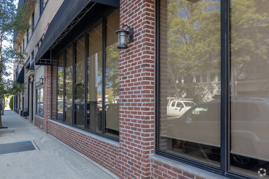 More Photos Of 1 Harding Rd, Red Bank Office For Lease