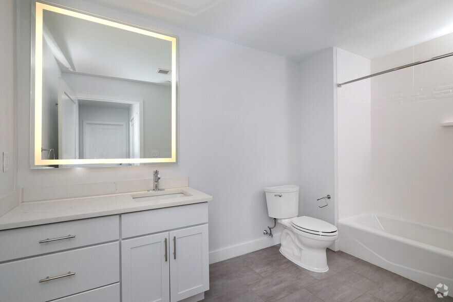 More Photos Of 231 Washington St, Salem Coworking Space