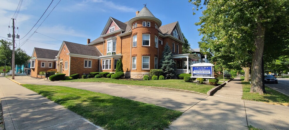 Primary Photo Of 403 W 8th St, Anderson Office For Sale