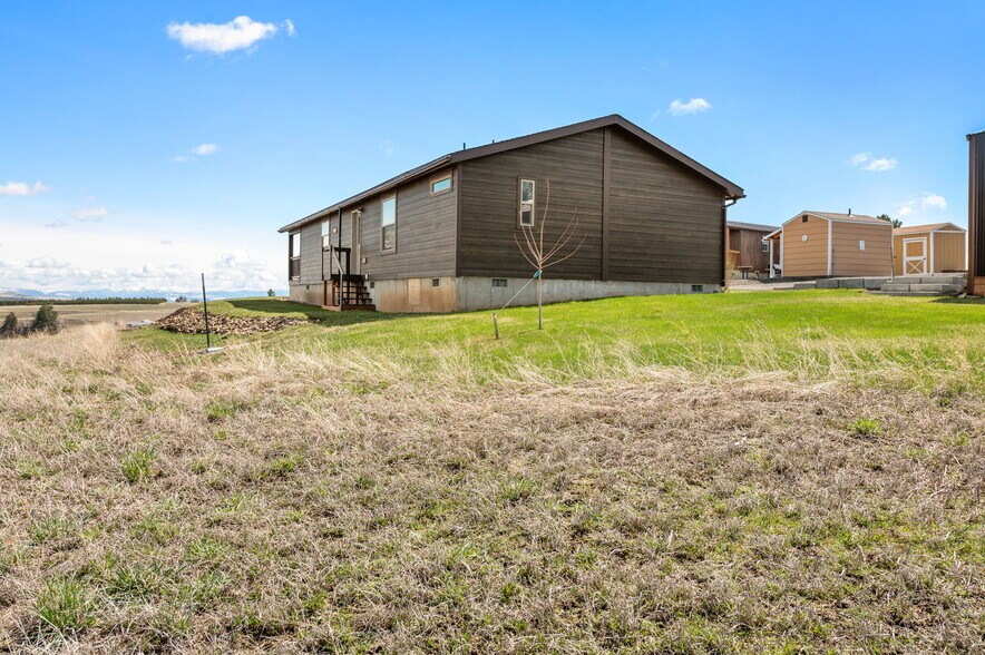 More Photos Of 110 Seubert Heights Dr, Cottonwood Trailer Camper Park For Sale