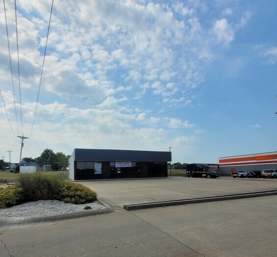 More Photos Of 100 Kingsbury Blvd, Fredericktown Storefront Retail Office For Sale