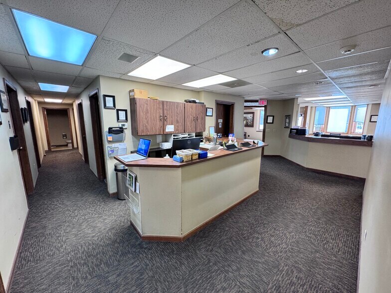 More Photos Of 1100 N Topeka St, Wichita Office For Sale