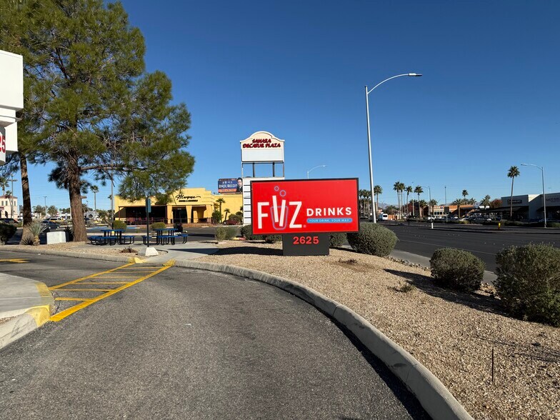 More Photos Of 2625 S Decatur Blvd, Las Vegas Fast Food For Lease