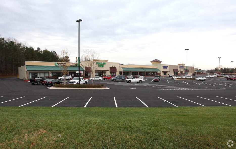 More Photos Of 3715 Mundy Mill Rd, Oakwood Unknown For Lease