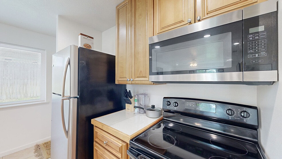 More Photos Of 222 Rosa L Jones Dr, Cocoa Apartments For Sale