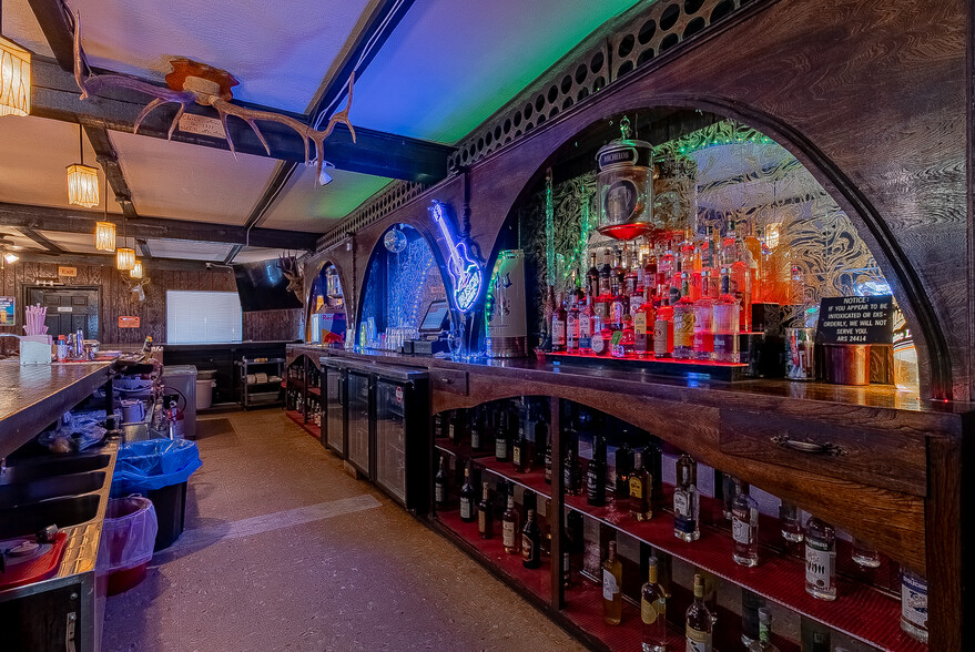 More Photos Of 8575 S Avenue 40 E, Tacna General Retail For Sale