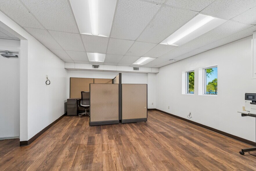 More Photos Of 1453 S Martin Luther King Jr Ave, Clearwater Warehouse For Sale