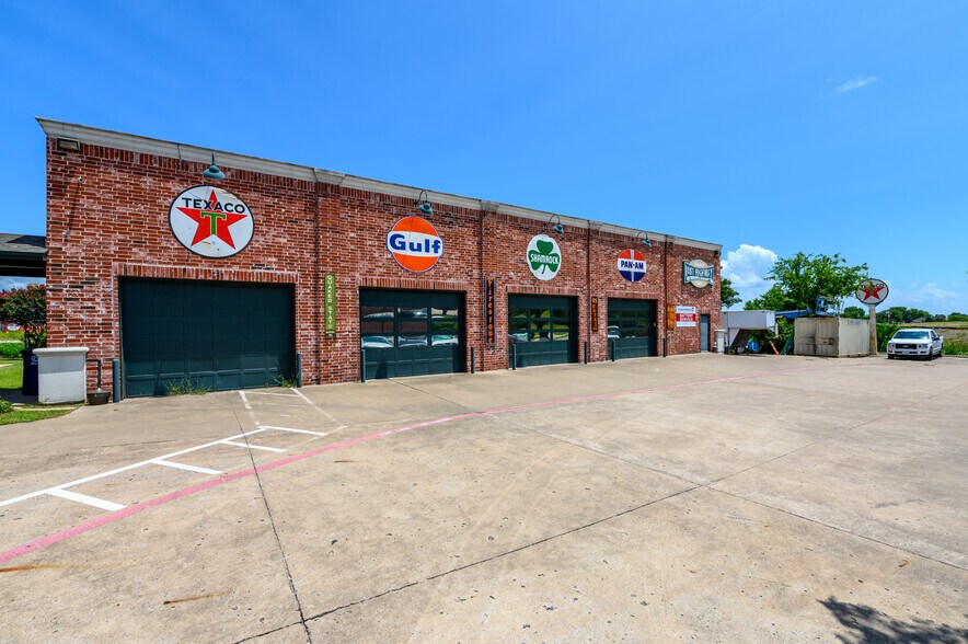 More Photos Of 123-125 W Princeton Dr, Princeton Storefront Retail Office For Sale