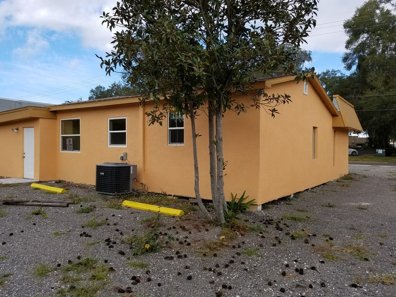 More Photos Of 109 E Robertson St, Brandon Medical For Sale