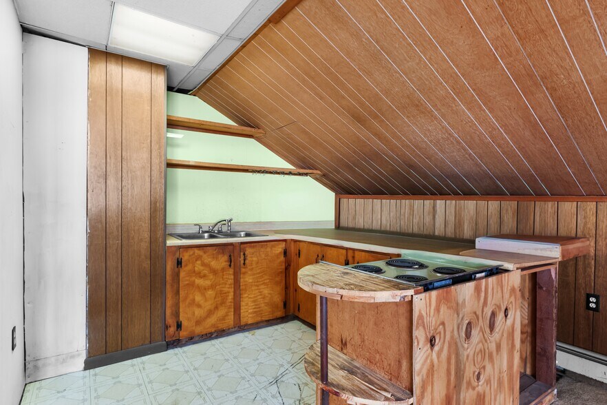 More Photos Of 2115 W Main St, Stroudsburg Multifamily For Sale