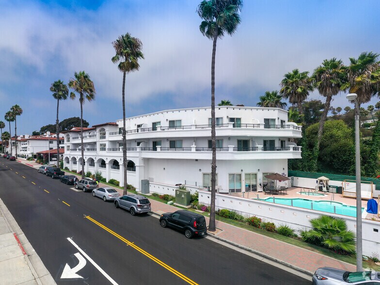 More Photos Of 111 Avenida de la Estrella, San Clemente Hotel For Sale