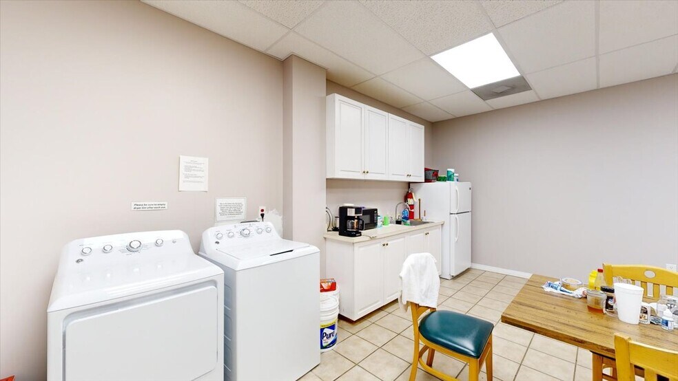 More Photos Of 113 Bo Bo Dr, Crystal Springs Freestanding For Lease