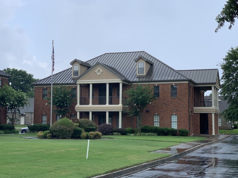 Primary Photo Of 7135 Getwell Rd, Southaven Office For Lease