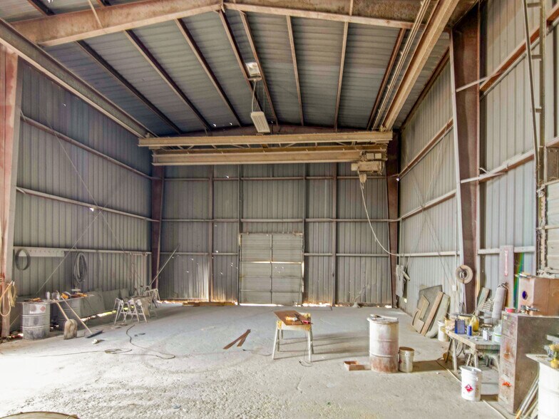 More Photos Of 3149 Harkey Rd, Pearland Industrial For Sale