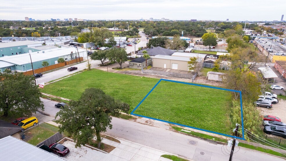 More Photos Of 8021 Dunlap St, Houston Land For Sale