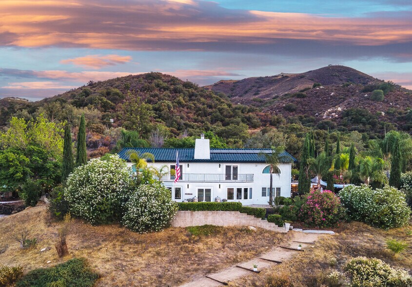 More Photos Of 22053 Highland St, Wildomar Specialty For Sale