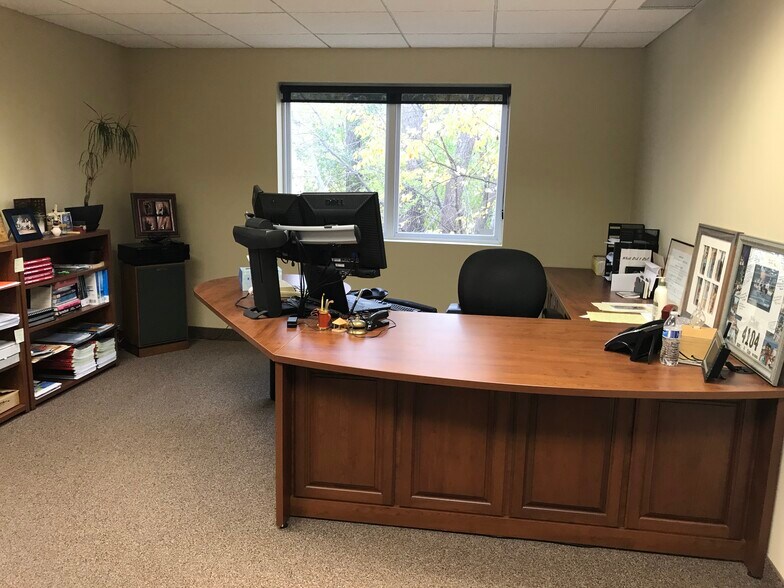 More Photos Of 3352 Sherman Ct, Eagan Medical For Sale