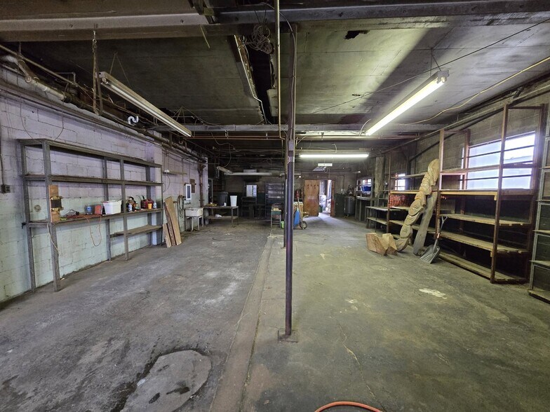 More Photos Of 547-549 E Mahoning St, Punxsutawney Storefront Retail Residential For Sale