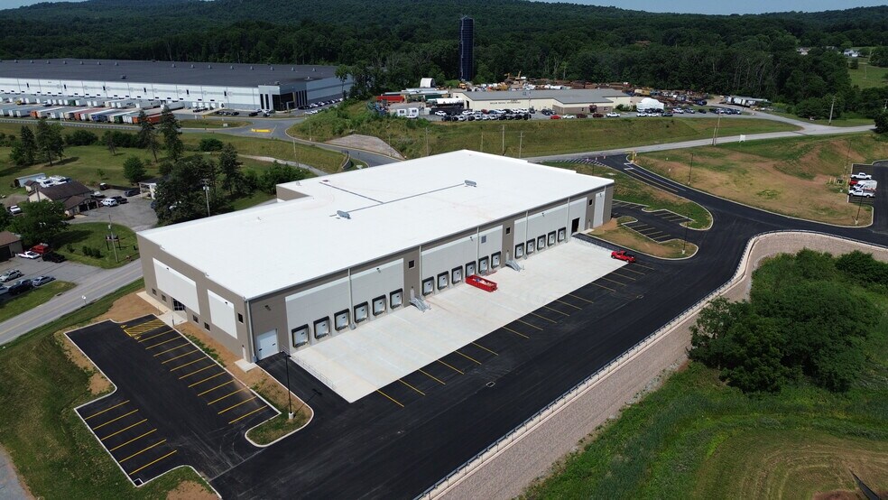 Primary Photo Of 265 Cloverleaf Rd, York Warehouse For Lease