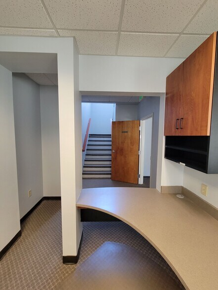 More Photos Of 784 Prince Ave, Athens Medical For Sale