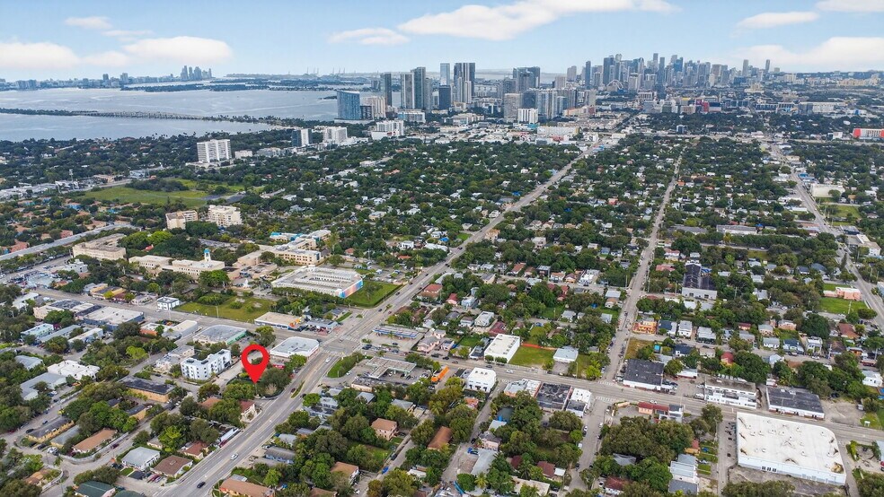 More Photos Of 5434 NE Miami Ct, Miami Land For Sale