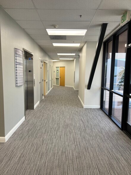 More Photos Of 1773-1799 Vineyard Dr, Antioch Research And Development For Lease