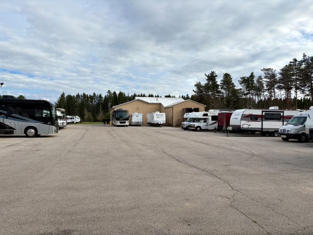 More Photos Of 7062 US Highway 31, Grawn Refrigeration Cold Storage For Lease
