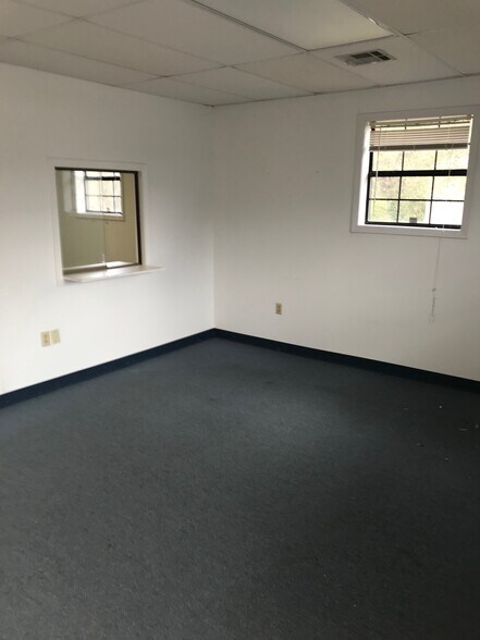 More Photos Of 1754-1774 Texas St, Natchitoches Office For Lease