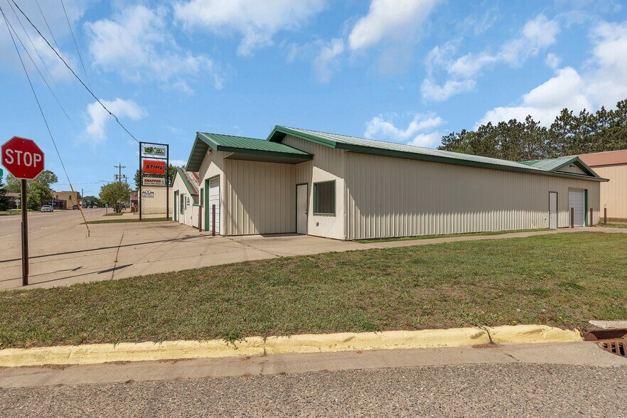 More Photos Of 245 E Main St, Rice Freestanding For Sale