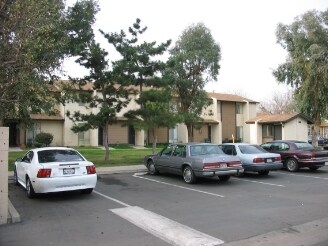 More Photos Of 2701 S Real Rd, Bakersfield Apartments For Sale