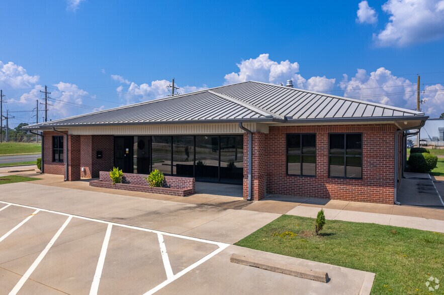 Primary Photo Of , Longview Industrial For Sale