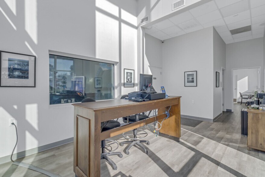 More Photos Of 612 N Main St, Kilmarnock Carwash For Sale