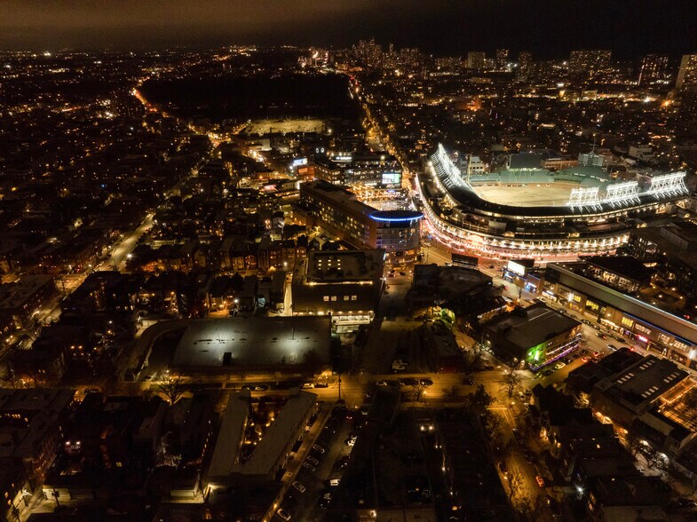 More Photos Of 1115 W Addison St, Chicago Storefront For Sale