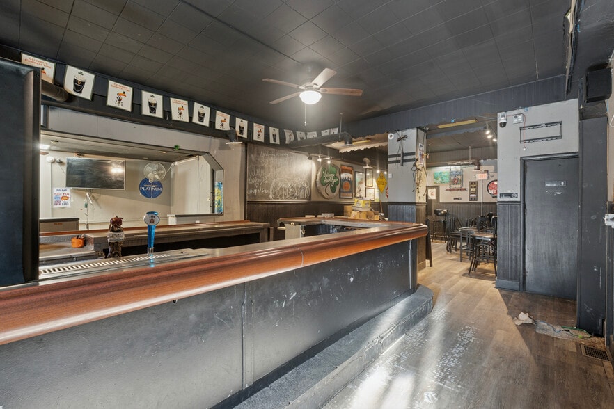 More Photos Of 4742-4744 Richmond St, Philadelphia Restaurant For Lease