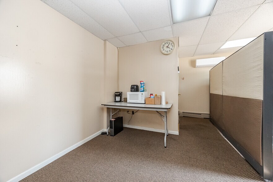 More Photos Of 67-73 Harry St, Conshohocken Office For Lease