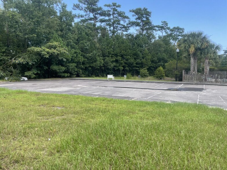 More Photos Of 225 Valencia Ct, Wilmington Land For Sale