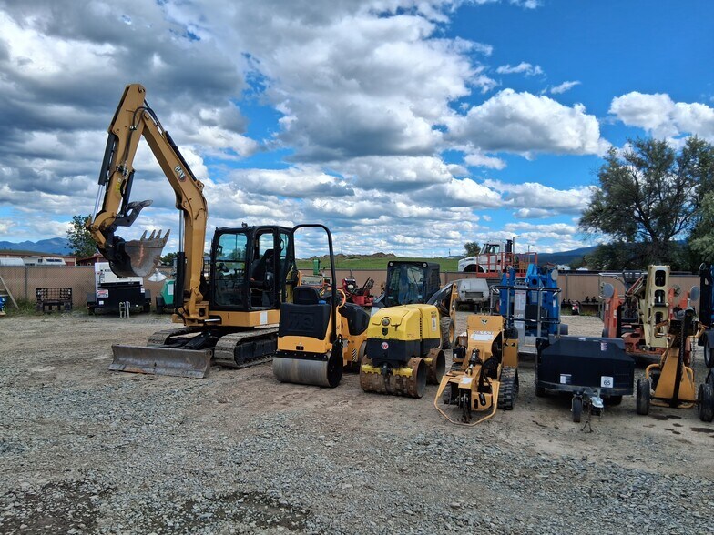 More Photos Of 1174 US Highway 93 N, Eureka Freestanding For Sale