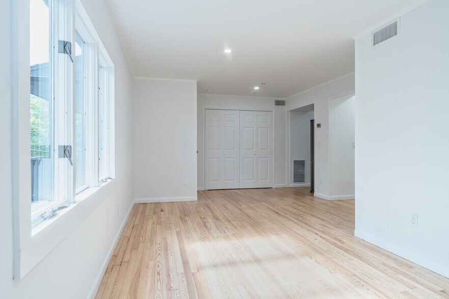 More Photos Of 2096 Ulster Ave, Lake Katrine Multifamily For Sale