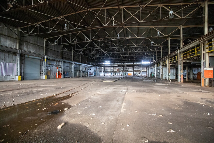 More Photos Of 2800 E Dunes Hwy, Gary Warehouse For Lease