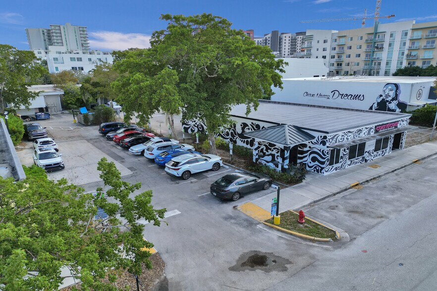 More Photos Of 727 NE 3rd Ave, Fort Lauderdale Loft Creative Space For Lease