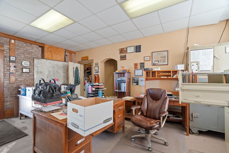 More Photos Of 120 E Broadway St, West Memphis Flex For Sale