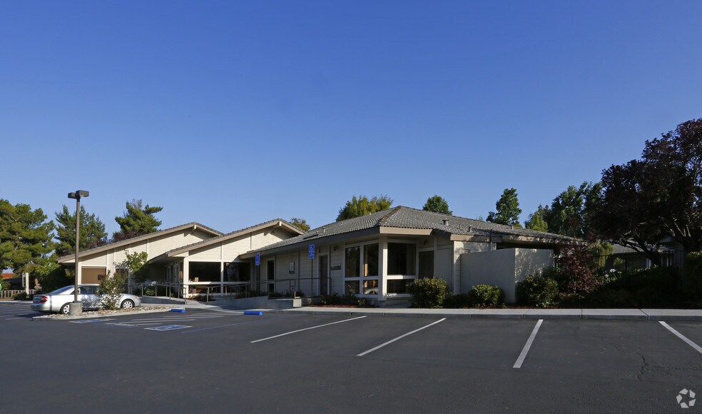 More Photos Of 450-470 E Calaveras Blvd, Milpitas Medical For Lease